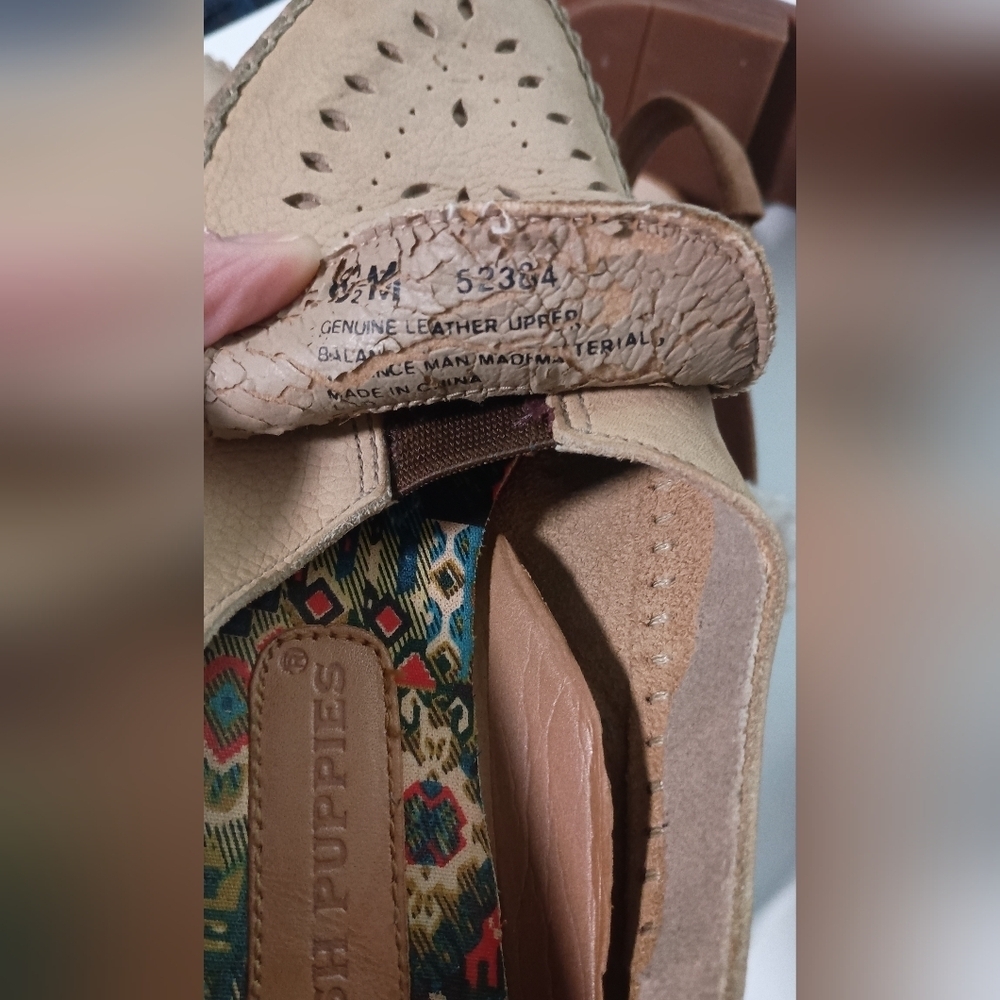 Hush Puppies Tan Leather Loafers_8.5 - Picture 9 of 10